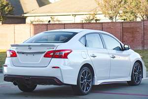 Nissan Sentra NISMO Plus 2017 Usado en Buen Estado, Sin Accidentes, Volante a la Izquierda/Derecha - Product Image 3