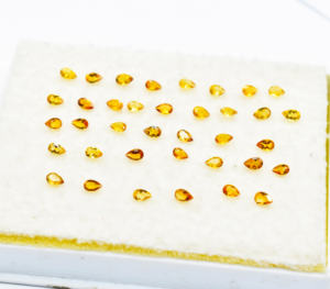 Pierre précieuse de quartz citrine naturelle de qualité AAA Boucle de coupe de poire jaune à facettes Tailles de pierre en vrac propres 5mm X 3mm Autres tailles disponibles - Product Image 1