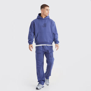 ชุดเซ็ตเสื้อฮู้ดดี้และกางเกงวอร์มสไตล์วินเทจสำหรับฤดูหนาว ไซส์พลัส พิมพ์ลายด้วยเทคนิค DTG แบบสกรีน ทรงขาบาน สำหรับผู้ชาย - Product Image 1