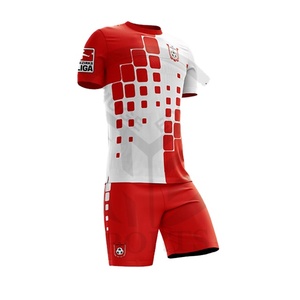 Uniformes de Fútbol Personalizados al por Mayor, 100% Poliéster, Económicos, con la Mejor Impresión por Sublimación, para Hombre. - Product Image 1