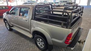 Toyota Hilux V6 4.0 Double Cab Raider d'occasion 2009, conduite à gauche/droite - Product Image 3