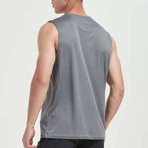 เสื้อยืดแขนกุดสำหรับออกกำลังกายผ้าฝ้าย100% สตรีทแวร์ระบายอากาศเสื้อกั๊กสีเทาออกแบบได้ตามต้องการ - Product Image 2