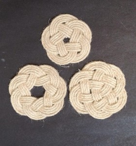 Nouvel arrivage Dessous de verre en jute Vente élevée Assiette de présentation en jute de qualité supérieure Élégante pour décoration de table d'hôtel à domicile - Product Image 4