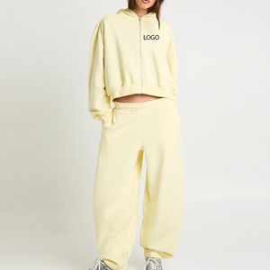 Haut à capuche pour femme avec design élégant et de haute qualité, tissu doux, prix avantageux pour les acheteurs en gros, survêtement court 2026 avec fermeture éclair - Product Image 1