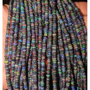 Perles Rondelles d'Opale Éthiopienne 3-5mm, Lisses, Welo, 16 Pouces, en Cristal d'Opale Éthiopienne et Perles de Verre Lampwork - Product Image 1
