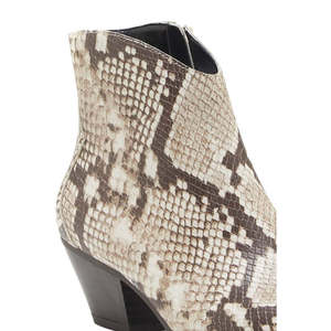 INC International Concepts Stivaletti da donna con tacco a blocco Idra, altezza alla caviglia, con stampa, colore beige - Product Image 2