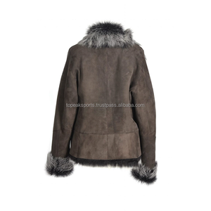 Abrigo de Piel de Oveja Negra de Alta Calidad OEM 2026 para Mujer, Abrigo de Invierno con Calefacción de Talla Grande, 100% de Alta Calidad - Product Image 4