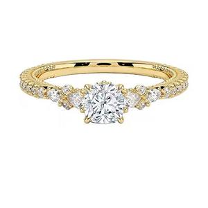 Halo Design 10K Oro amarillo Moissanite Anillo de compromiso de diamante de corte brillante redondo para boda - Product Image 1