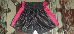 Pantalones cortos de boxeo tailandeses de alta calidad personalizables para Fitness MMA Ropa de fitness impresa para peleas o carreras de boxeo - Product Image 6