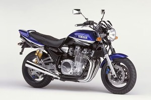 Calidad para la Nueva Motocicleta de Turismo XJR 1300 2025 - Product Image 2