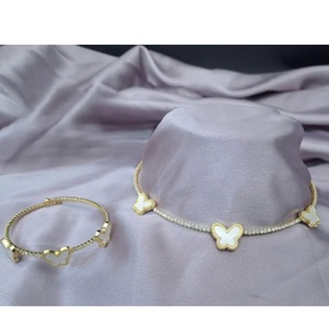 Brazalete Elegante y Lujoso Chapado en Oro de Primera Calidad para Bodas y Compromisos, Joyería para Mujer para Fiestas - Product Image 1