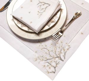 Juego de manteles individuales y servilletas de árbol de flores bordadas al por mayor, alfombrillas de lino blanco Hemstitch lavables para vacaciones - Product Image 2