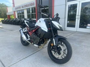 Oferta Promocional: Motocicleta Honda CB750 Hornet 2026 Lista para Envío Mundial - Product Image 4