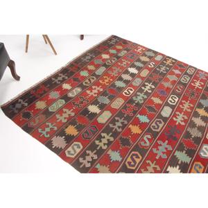 พรมวินเทจขนาดใหญ่ 5.6x7.9 ฟุต พรมขนสัตว์ลายดอกไม้สีแดงสไตล์ตุรกี - Product Image 1