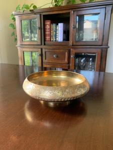 Bol décoratif gravé en or de luxe pièce maîtresse en métal élégant fabriqué à la main pour Table à manger salon affichage de cadeau de mariage - Product Image 5