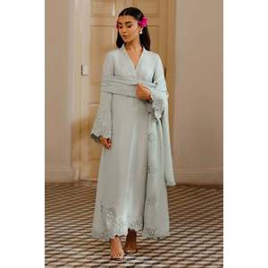 Conjunto Elegante Daanaya de Camisa de Satén con Cuello en V y Dupatta, con Tela Ecológica para Primavera/Verano - Product Image 5