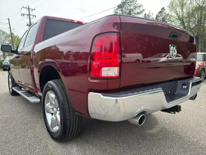 Meilleures Offres – Véhicules d'occasion sans accident – <span class=keywords><strong>Ram</strong></span> 1500 Classic Crew Cab Tradesman Pickup 4D 5,5 pi <span class=keywords><strong>2022</strong></span> – Prêt à être expédié - Product Image 4