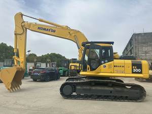 Excavatrice Komatsu PC300-7 d'occasion, haute qualité, bon état, vente, capacité de la benne de 2,0 m, poids opérationnel de 30 tonnes, puissance de 257 kW, 0-2000 - Product Image 2