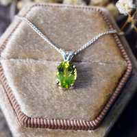 Natürlicher Peridot 8x6mm ovaler Edelstein 925 Sterling Silber hand gefertigte Designer Fine Jewelry Halskette für Frauen nach Maß