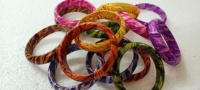 Ensemble de bracelets en agate vintage multicolores faits à la main, bijoux ethniques indiens traditionnels, parfait pour la vente en gros