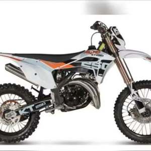 OFERTA ESPECIAL Motocicleta Todoterreno Kayo KT 250 en Venta - Product Image 1