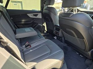 2023 2022 2024 Q8 Audi (ในสีที่ต่างกัน) - Product Image 2