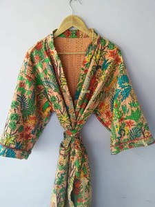 Túnica Kantha de seda de algodón de doble capa para mujer de estilo dulce con bolsillos y cinturón hecho a mano hermoso Kimono de retazos verde - Product Image 3
