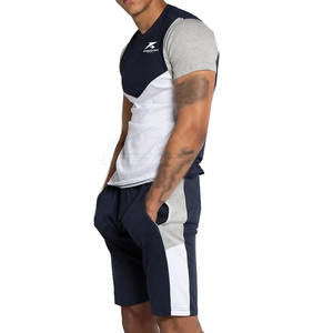 Ensemble T-shirt et short d'été respirant avec logo personnalisé pour hommes - Vêtements de rue décontractés de haute qualité en gros - Product Image 2