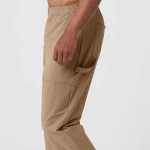 Jogging fuselé sport urbain personnalisé OEM pour hommes-élégant et ajusté avec poches zippées - Product Image 5