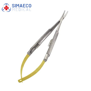 Ciseaux micro SIMAECO SM-101 avec manche doré et noir, instrument chirurgical manuel certifié CE, usage en chirurgie générale - Product Image 4