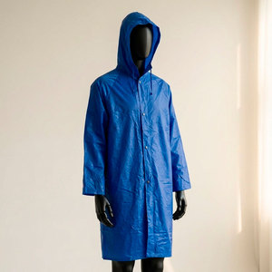 Imperméable léger et portable en PVC/PU bleu coupe-vent à capuche pour une personne, idéal pour les voyages, la randonnée et le camping - Product Image 1