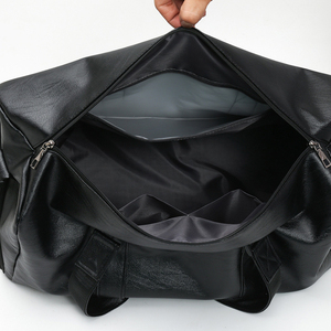 Sacs de sport de haute qualité en cuir PU avec compartiment à chaussures - Product Image 5