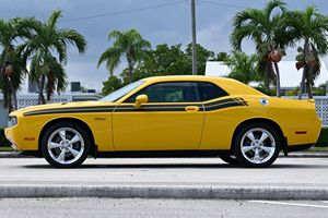 DODGE CHALLENGER R/T 2010 USADO, Volante a la Izquierda/Derecha - Product Image 2