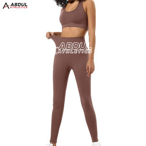 ชุดโยคะประสิทธิภาพสูงสำหรับการฝึกซ้อมและฟิตเนส ผลิตจากผ้าระบายอากาศดี ดีไซน์ยืดหยุ่นเพื่อการเคลื่อนไหวที่ง่ายดายและสวมใส่สบาย - Product Image 4