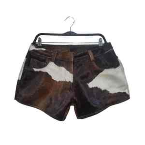 Pantalón corto bávaro de cuero de vaca bordado personalizado de alta calidad para ropa de rendimiento de Festival alemán - Product Image 6