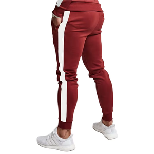 Survêtement imprimé pour hommes de haute qualité, vente en gros, design personnalisé, ensemble sweat à capuche et pantalon de jogging, 2 pièces, respirant et antibactérien - Product Image 3