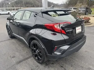 โตโยต้า ซีเอชอาร์ รุ่นไนท์เชด ปี 2021 สภาพดี - Product Image 3