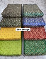 Tissu Jacquard Brodé Non Tissé Durable, Riche, Respirant, Antistatique, Poids Moyen, pour Accessoires de Mariage Garçons et Filles