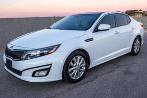 Kia Optima EX Edición Especial Usado, Año 2015, con Personalización OEM y Construcción de Acero de Grado Industrial - Product Image 3