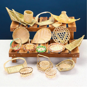 ชั้นวางของไม้ไผ่ทรงกลมและสี่เหลี่ยมสำหรับเสิร์ฟเค้กผลไม้ขนมขบเคี้ยวผลิตในเวียดนามชั้นไม้ไผ่ปรับขนาดได้ตามต้องการ - Product Image 1