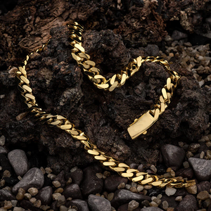 Collar chapado en oro amarillo sólido con diseño de cruz y corazón Joyería de moda con perla para hombres - Product Image 4