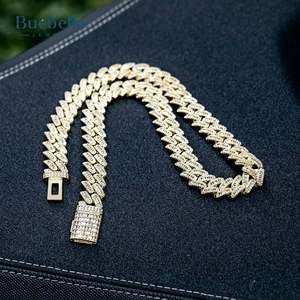 Collar de diamantes de moissanita chapado en oro de 14 quilates de plata 925 para hombre de 14mm con baguette y cadena cubana de corte redondo cierre de caja de 14mm - Product Image 3