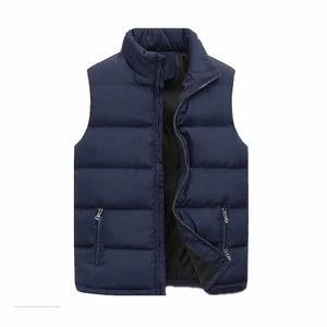 Elegante chaleco acolchado diseñado para mantenerte abrigado y con estilo, proporcionando una capa ligera de aislamiento perfecta para capas. - Product Image 5