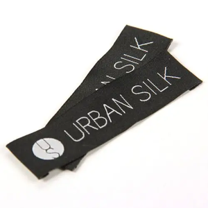 Étiquettes personnalisées de haute qualité, nouveau design, logo de marque personnalisé, étiquettes de col de vêtement haute densité, étiquettes tissées pour vêtements - Product Image 6