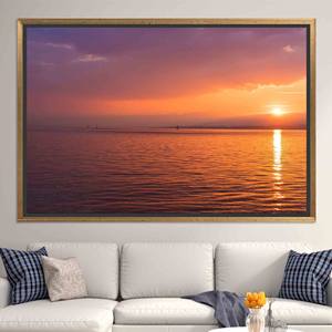 Lienzo Impreso: Vista al Océano al Atardecer - Decoración Costera Serenity, Lienzo con Marco Dorado - Product Image 1