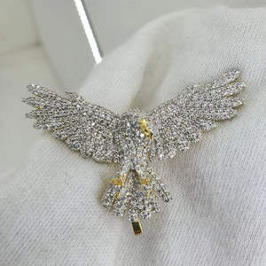 Vente flash : pendentif aigle et oiseau géant en argent sterling 925 plaqué or, serti de moissanite 20 carats, style hip-hop mignon pour hommes - Product Image 1