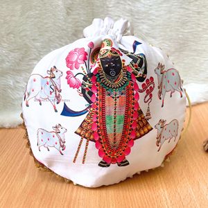 Bolsa de Potli étnica hecha a mano bordada Shrinathji para bodas, bolsa de diseñador tradicional Puja con decoración estampada para regalar - Product Image 4