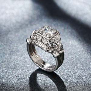 Jeulia Vintage Milgrain Round Cut Sterling Silver Bridal Ring Set - Product Image 6