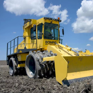 Compacteur Dynapac BC 772 EB-2 à rouleaux vibrants simples et doubles avec roulement moteur et composants de base du moteur - Product Image 1