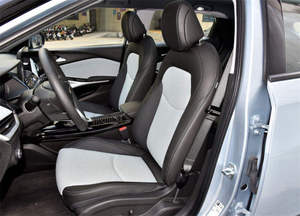 Voiture électrique pure de nouvelle génération soigneusement conçue, avec conduite à gauche, autonomie de 518 km, puissance de 130 kW, 5 portes, 5 places - Product Image 6